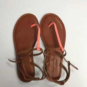 American Eagle Coral Thong Sandals Size 7